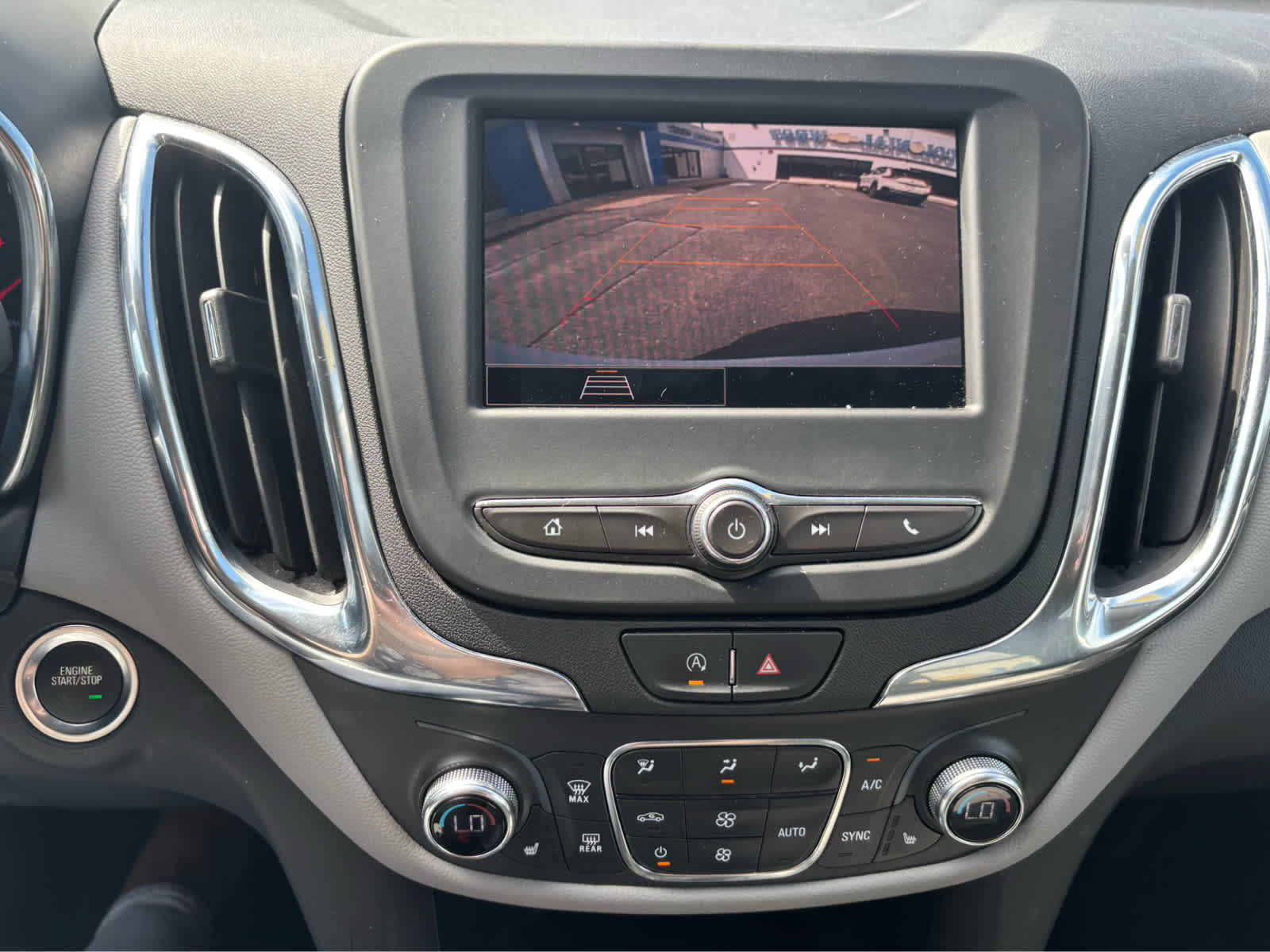 2024 Chevrolet Equinox Base