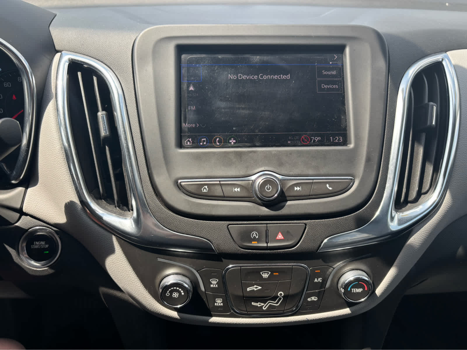 2023 Chevrolet Equinox Base