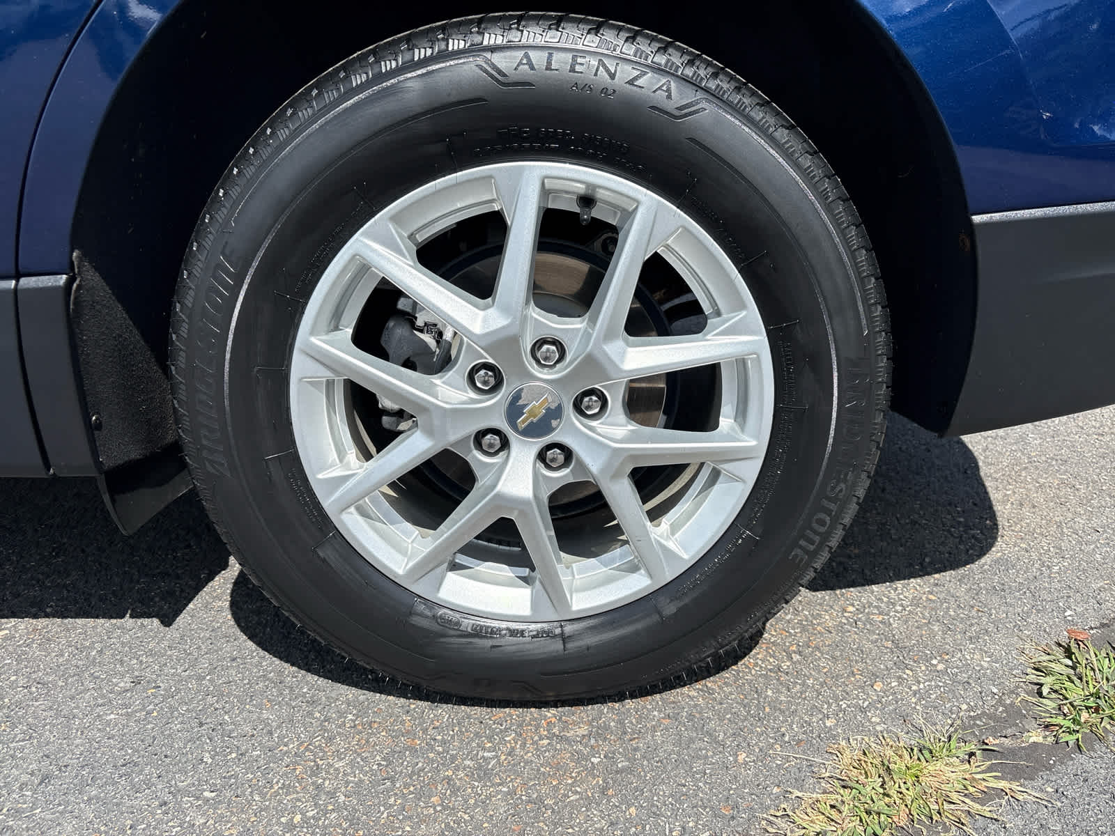 2023 Chevrolet Equinox Base