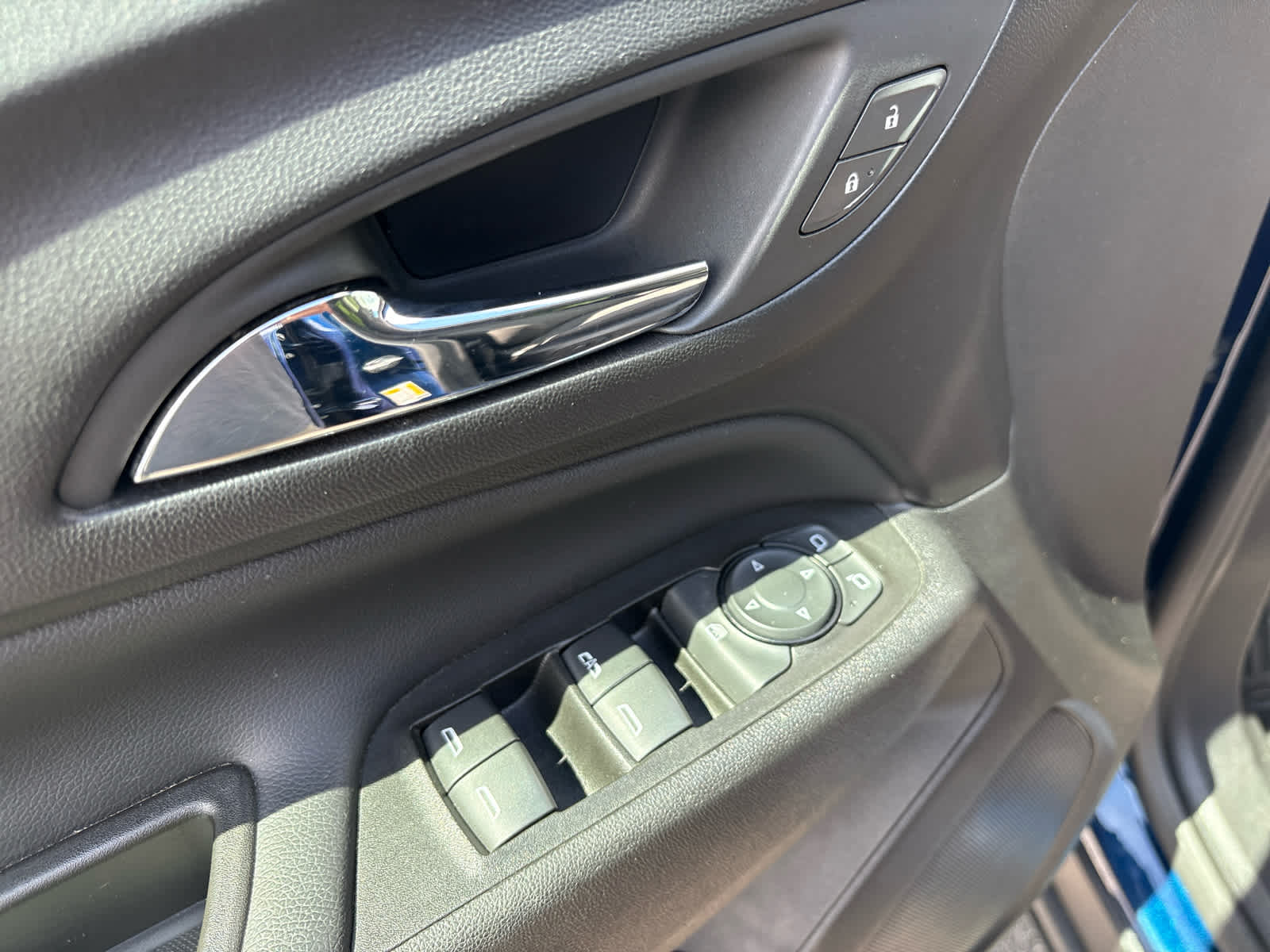 2023 Chevrolet Equinox Base