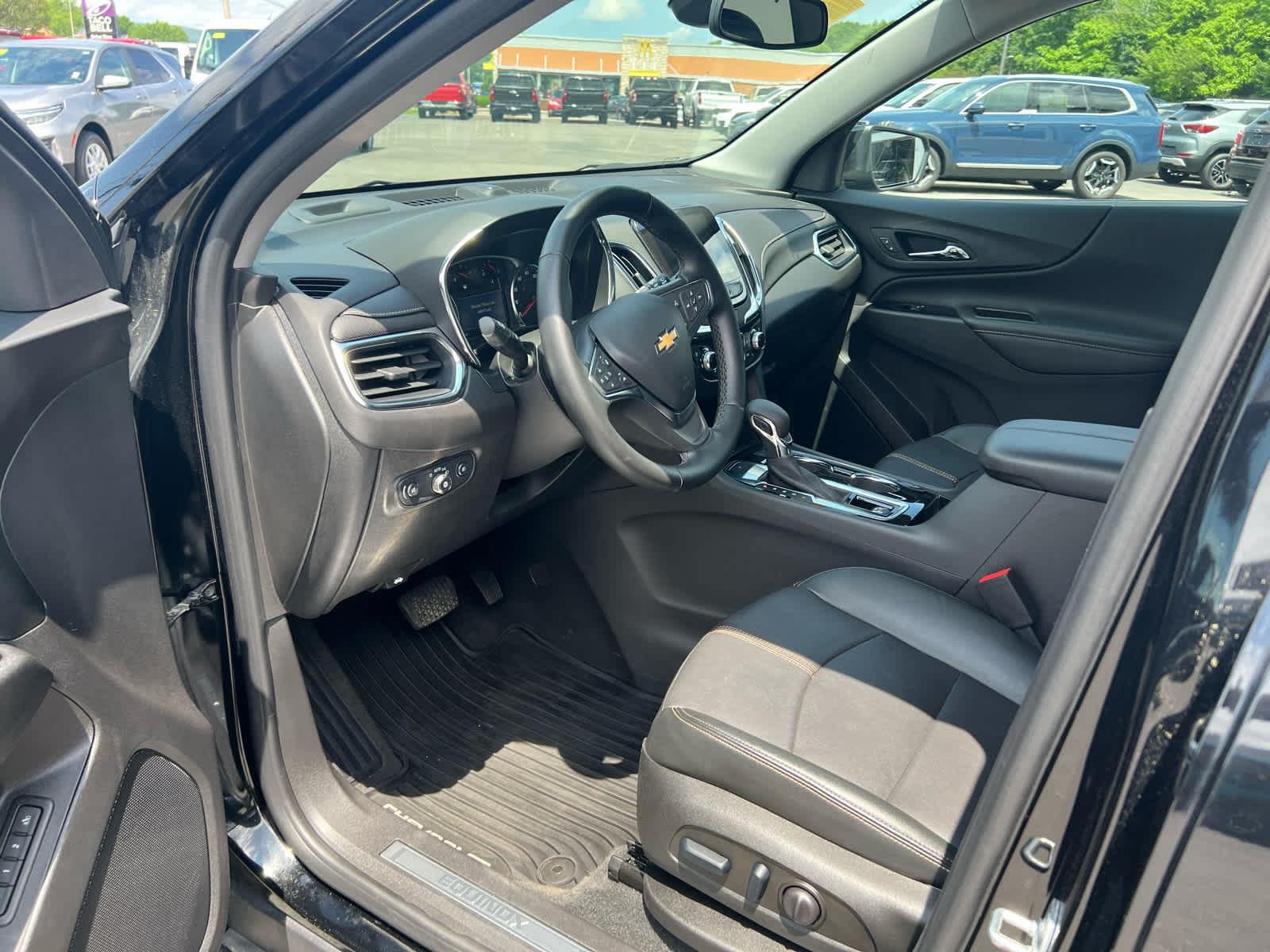 2024 Chevrolet Equinox Premier