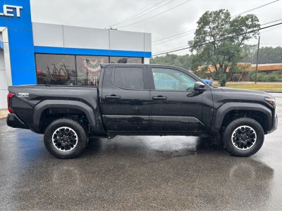 2025 Toyota Tacoma 4WD SR