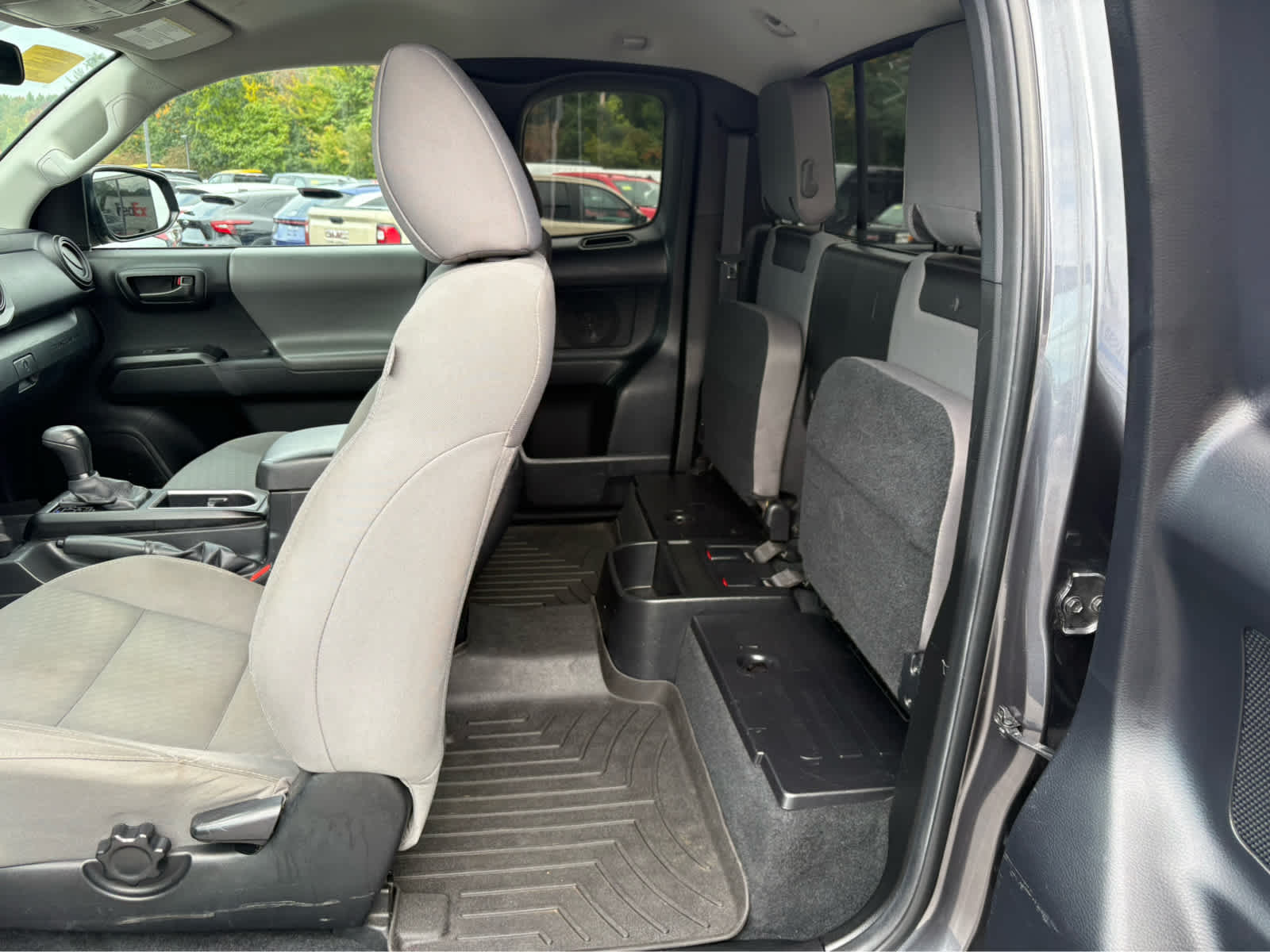 2022 Toyota Tacoma 4WD SR