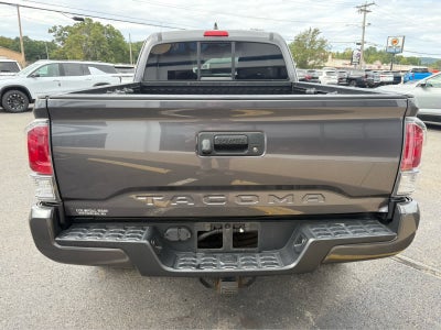 2022 Toyota Tacoma 4WD SR