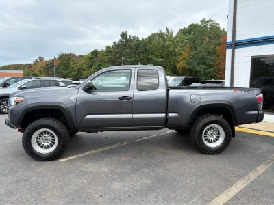2022 Toyota Tacoma 4WD SR