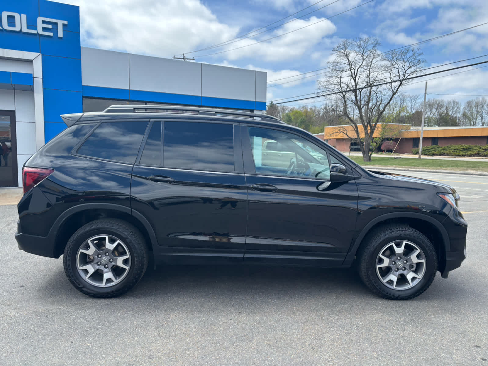 2022 Honda Passport Base