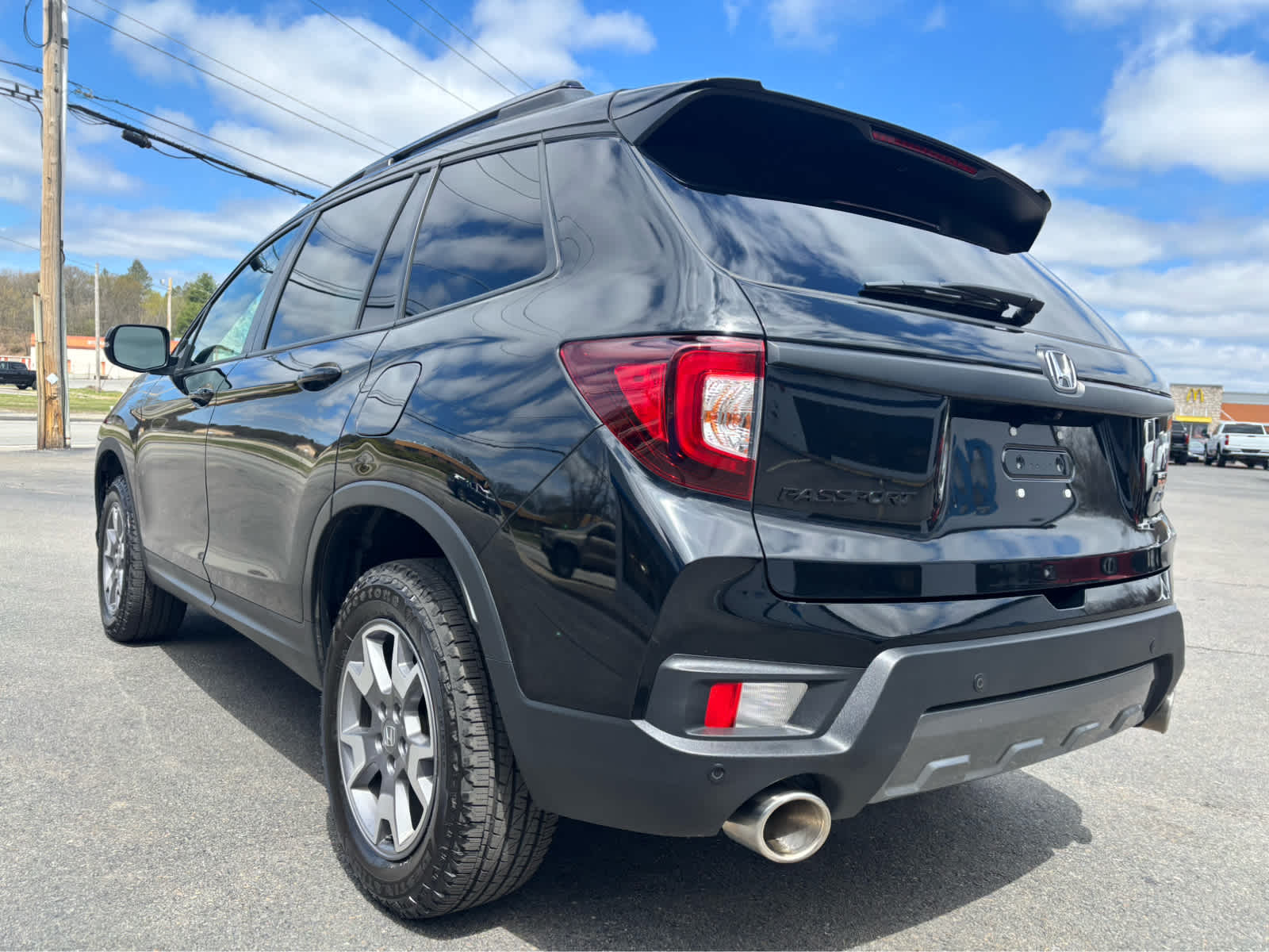 2022 Honda Passport Base