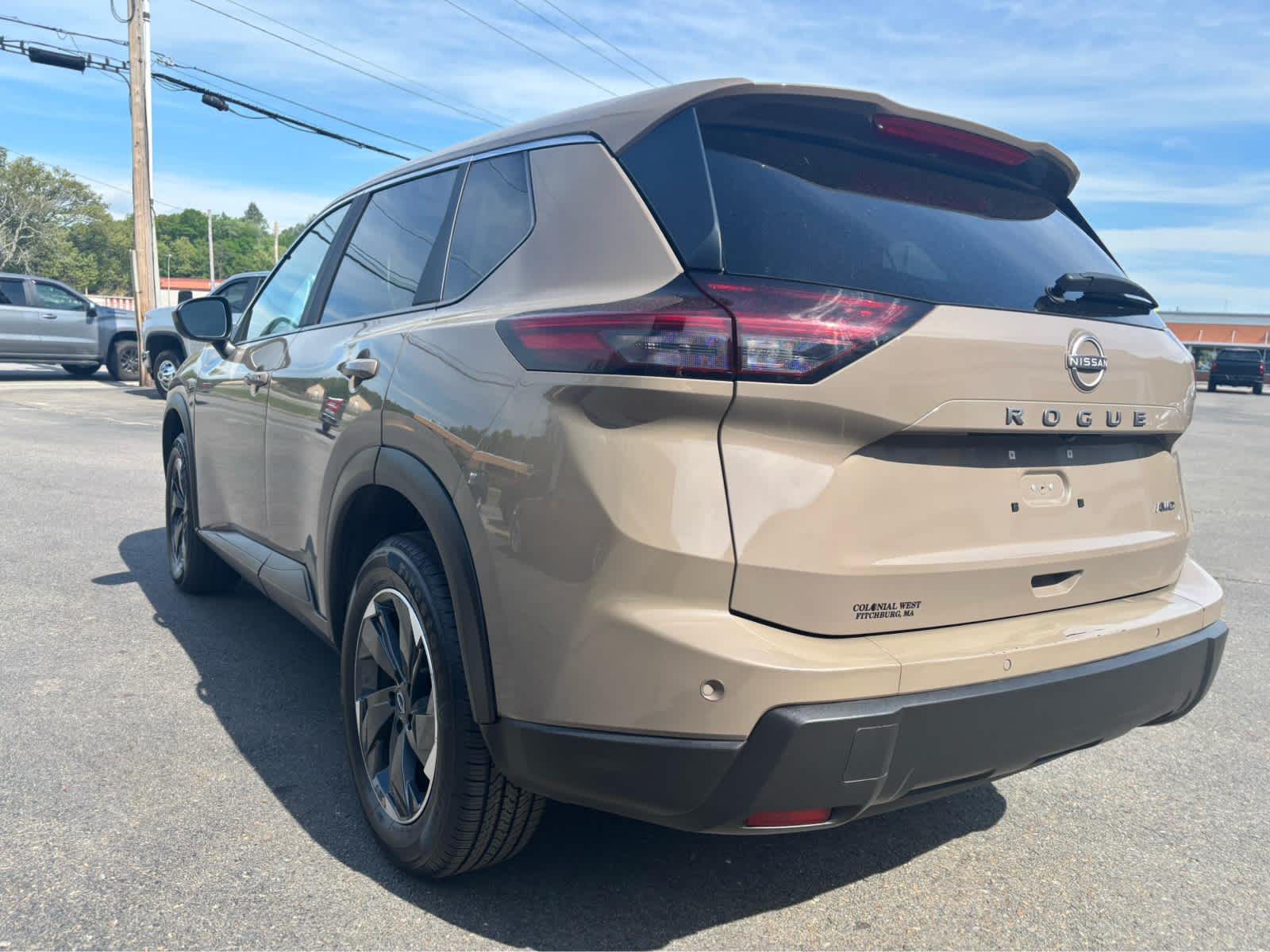 2025 Nissan Rogue SV