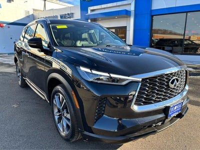 2023 INFINITI QX60 LUXE