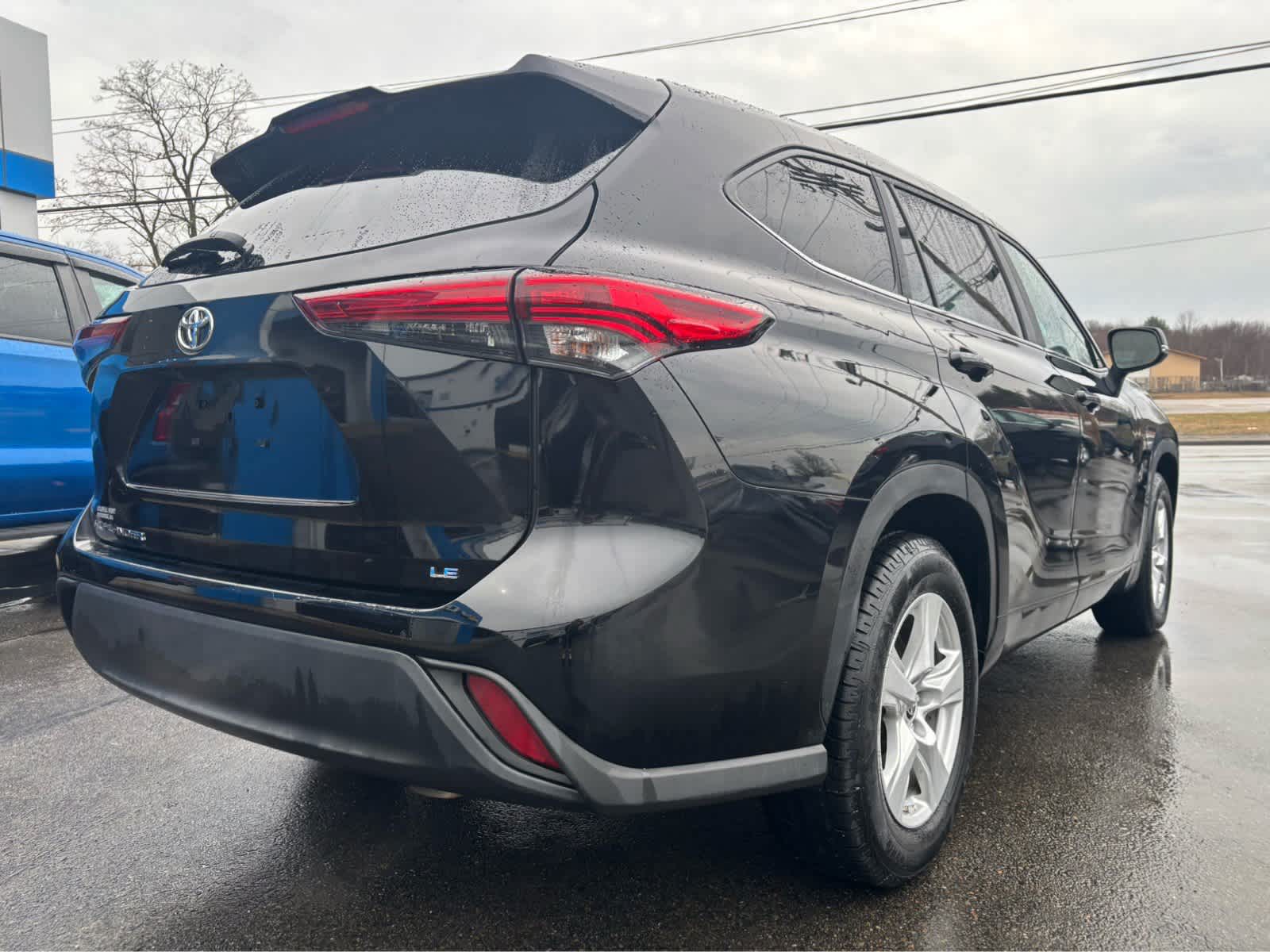 2023 Toyota Highlander L