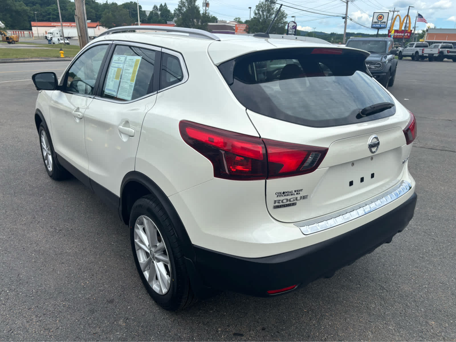 2018 Nissan Rogue Sport SV