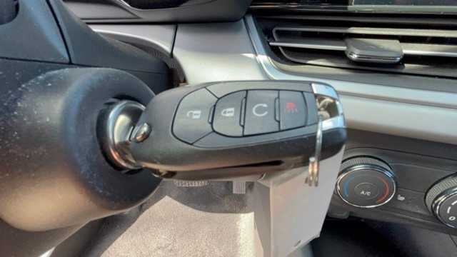 2024 Chevrolet Trax Base