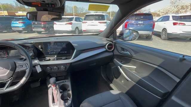 2024 Chevrolet Trax Base