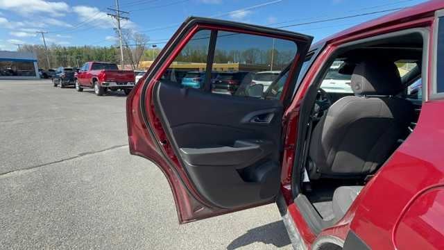 2024 Chevrolet Trax Base