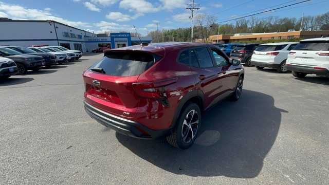 2024 Chevrolet Trax Base