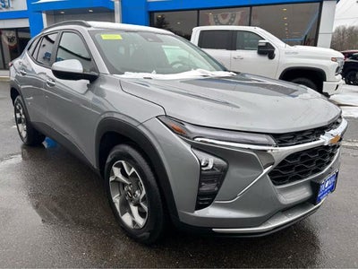 2025 Chevrolet Trax LT