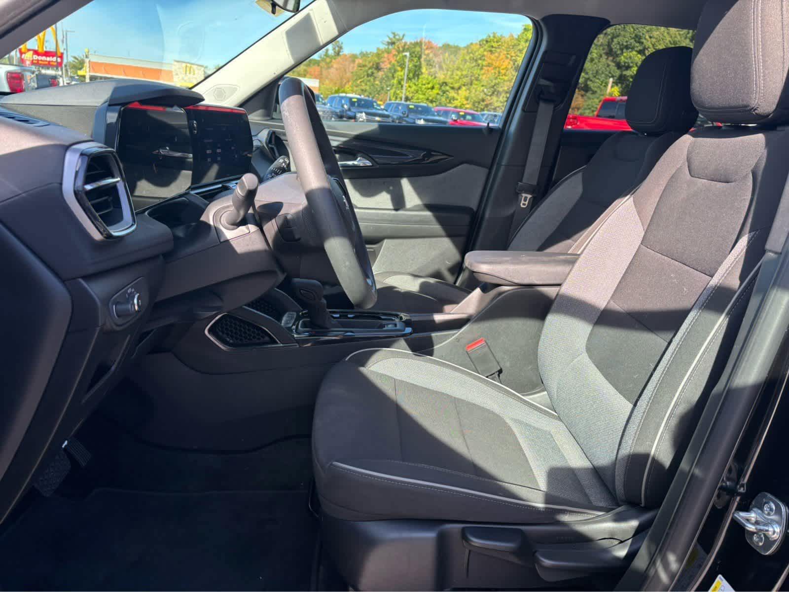 2025 Chevrolet Trailblazer LT - Photo 23