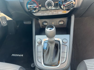2022 Hyundai Kona SE