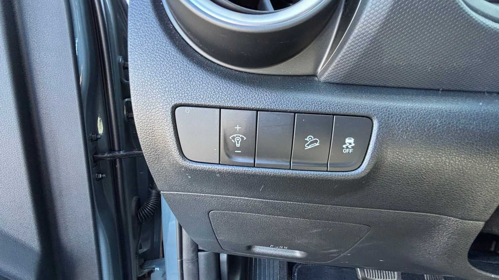 2022 Hyundai Kona SE