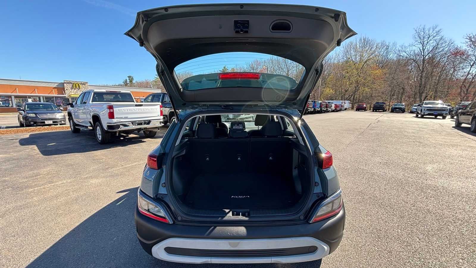 2022 Hyundai Kona SE