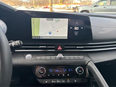 2025 Hyundai Elantra SEL Convenience
