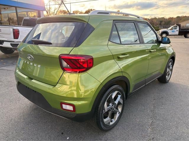 2023 Hyundai Venue SEL