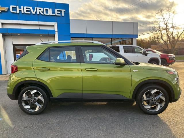 2023 Hyundai Venue SEL