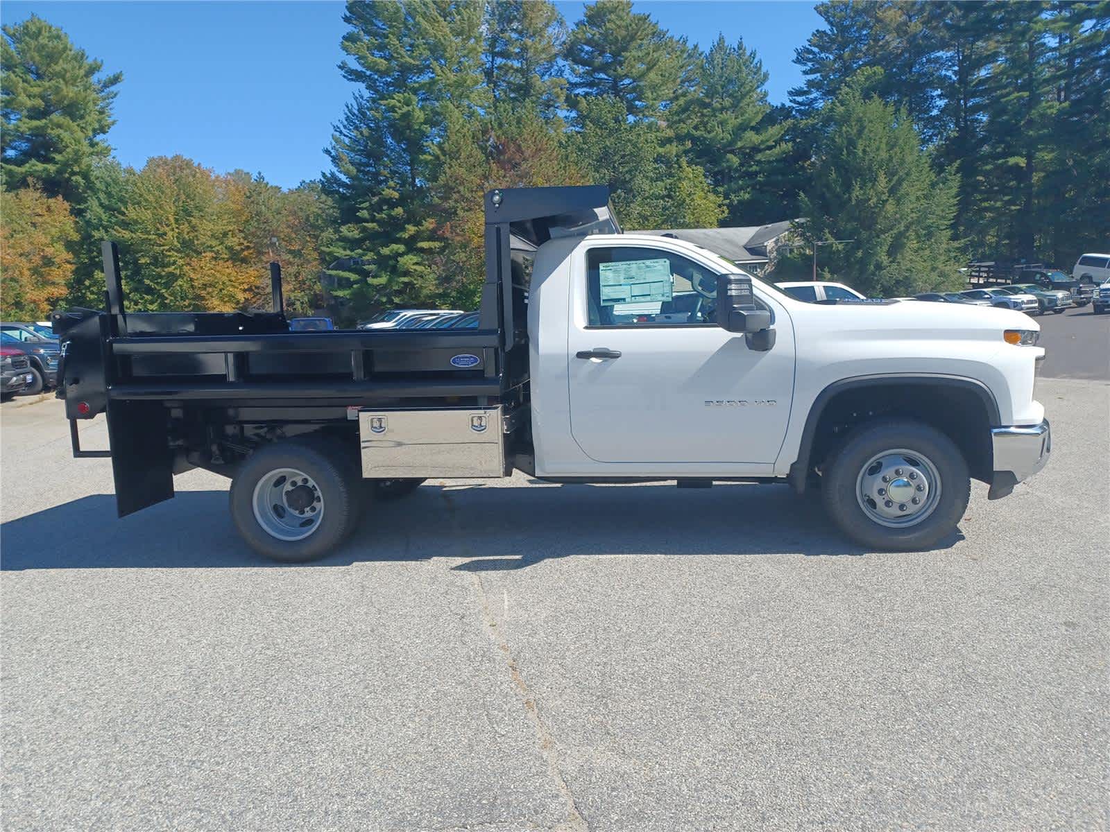 2025 Chevrolet Silverado 3500 HD Chassis Cab Work Truck